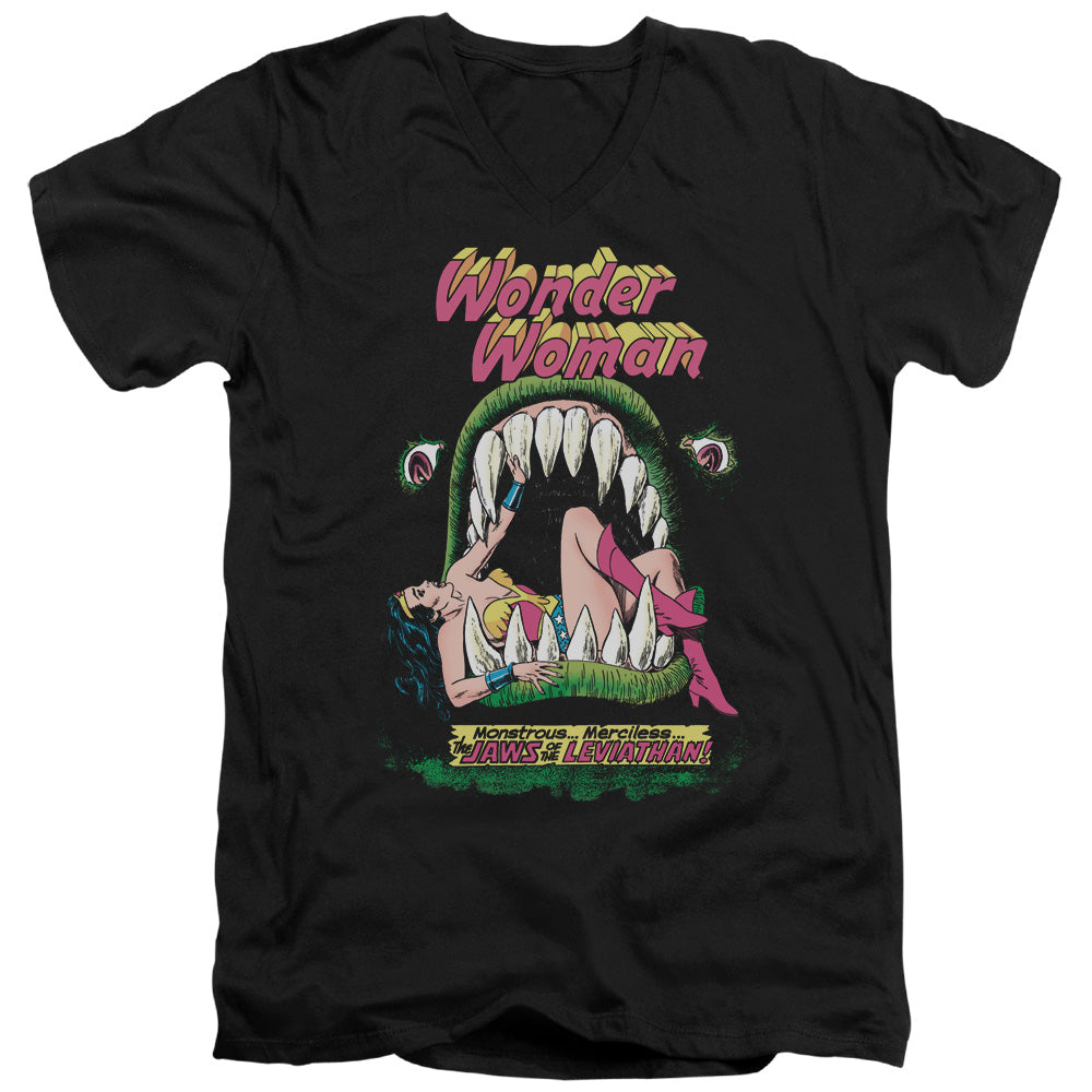 Dc - Jaws - Short Sleeve Adult V-neck - Black T-shirt