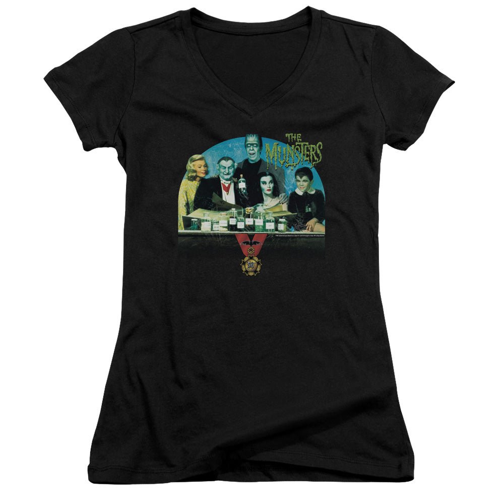 The Munsters - 50 Year Potion-junior V-neck - Black